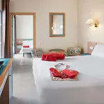 Sol By Meliá Milanos Pingüinos Hotel 3*