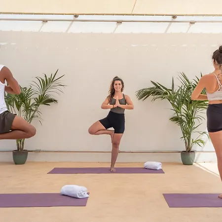 索尔米兰企鹅酒店 3* 苏昂博