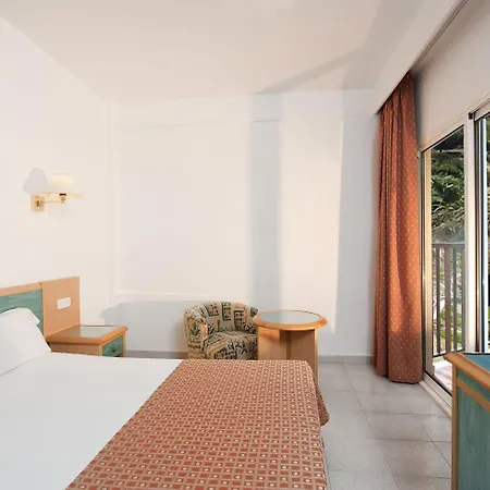 酒店 索尔米兰企鹅酒店 3*