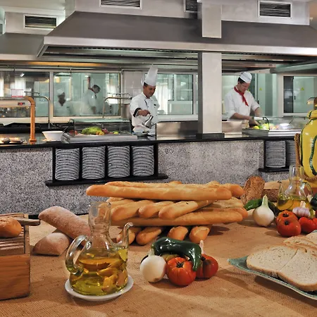 索尔米兰企鹅酒店 酒店 苏昂博