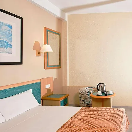 Sol By Melia Milanos Pingueinos 3*
