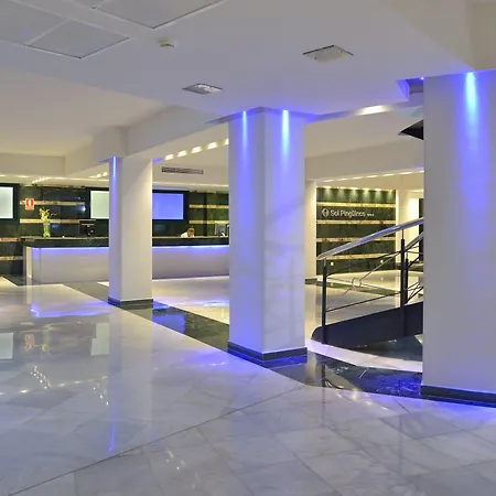 Sol Milanos Pingueinos 3* Son Bou